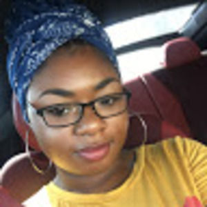 Meet your Posher, Dominique